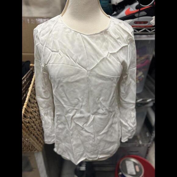 Zara Tops - Zara White Satin Silk Style Tunic SIZE Lg Bell Sleeve